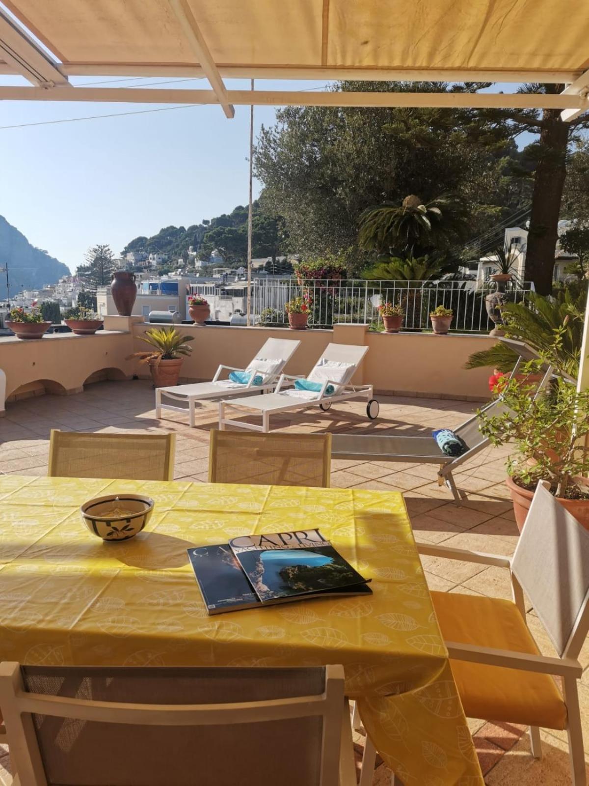 Private Villa Sea View Con Terrazza E Giardino Capri Eksteriør billede