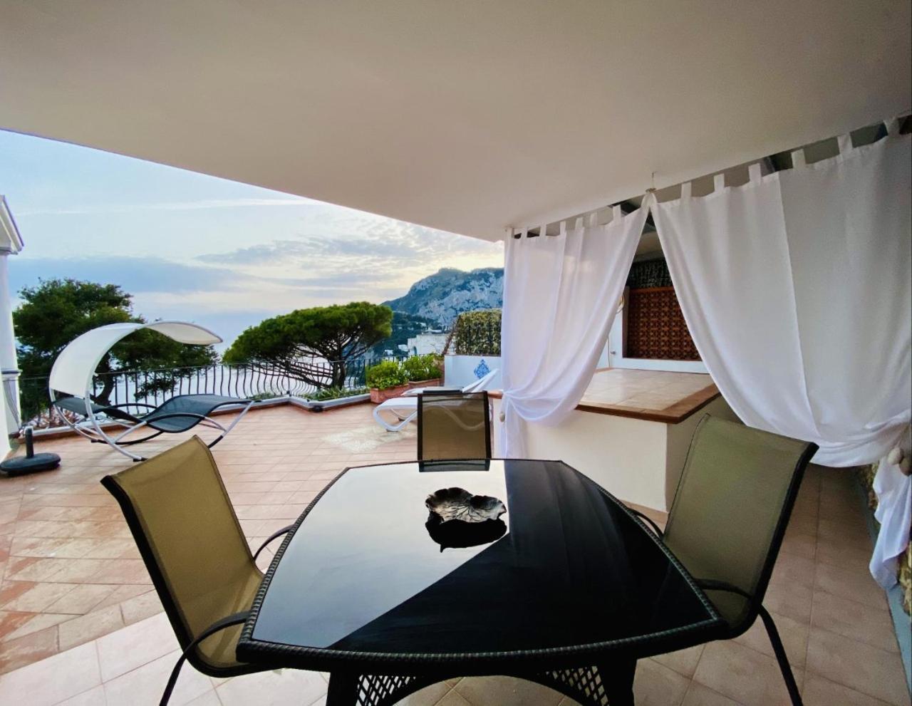Private Villa Sea View Con Terrazza E Giardino Capri Eksteriør billede